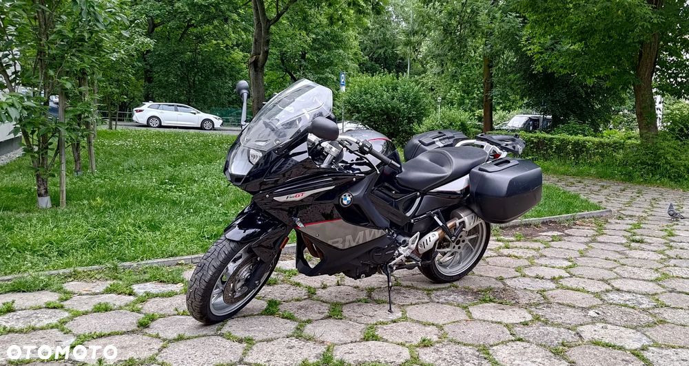 BMW F - 9