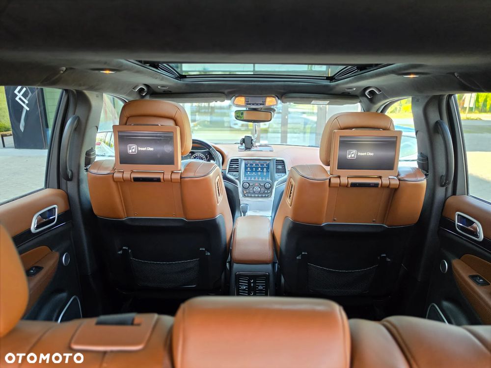 Jeep Grand Cherokee - 33