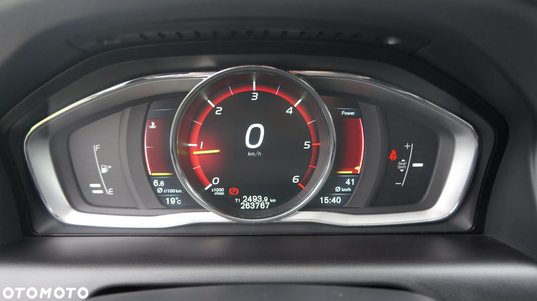 Volvo XC 60 D4 R-Design - 10