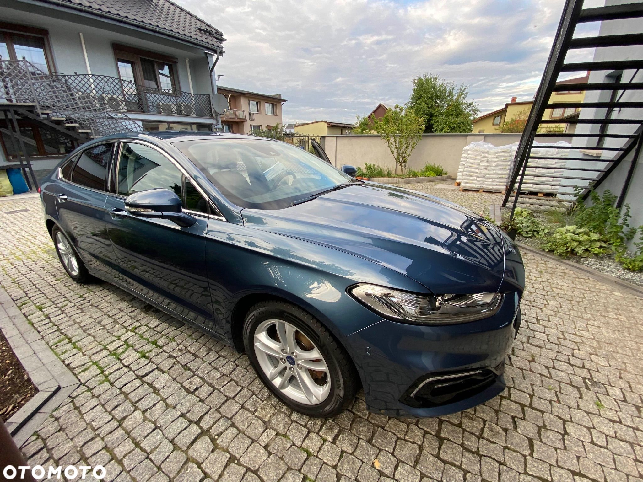 Ford Mondeo 1.5 EcoBoost Titanium - 1