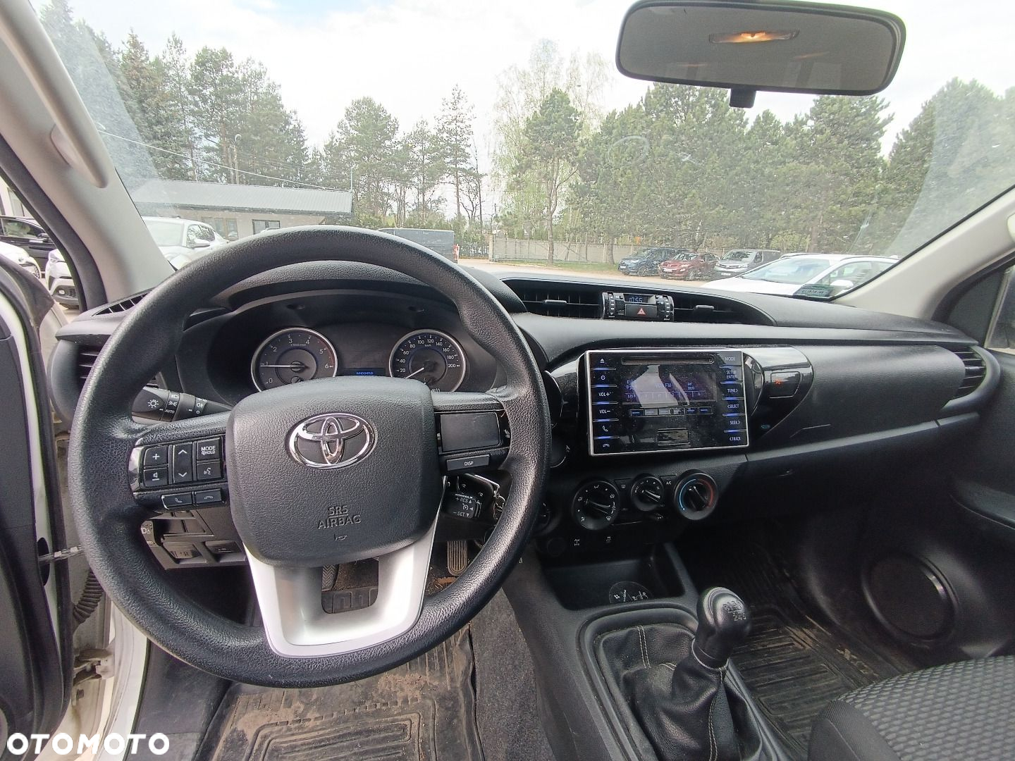 Toyota Hilux - 7