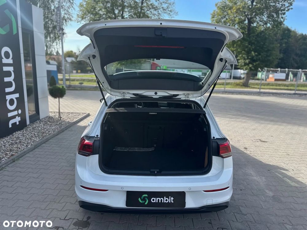 Volkswagen Golf VIII 2.0 TDI - 7