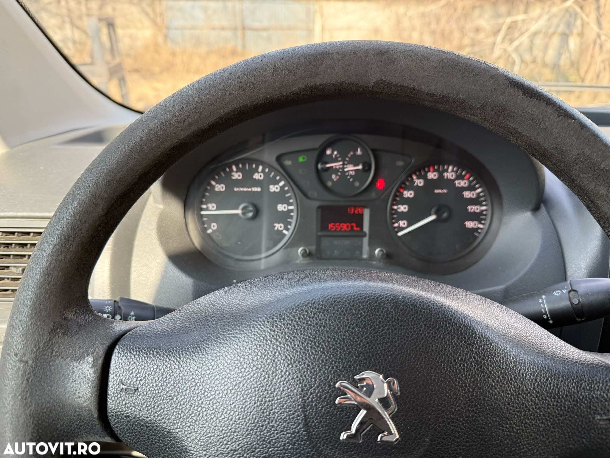 Peugeot Expert - 8