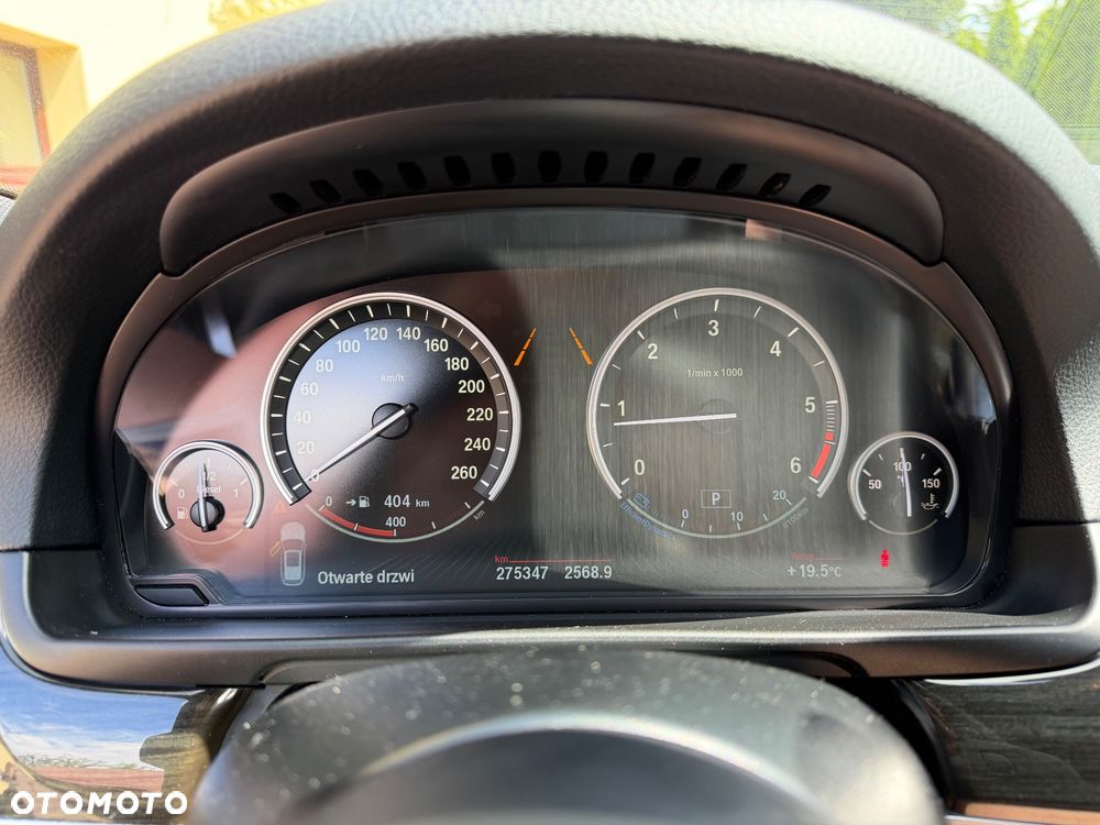 BMW Seria 5 520d xDrive M Sport Edition - 27