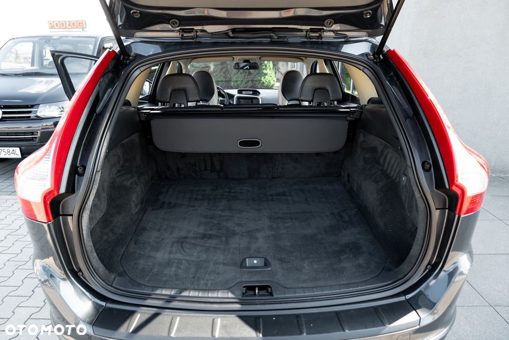 Volvo XC 60 D3 AWD Summum - 16