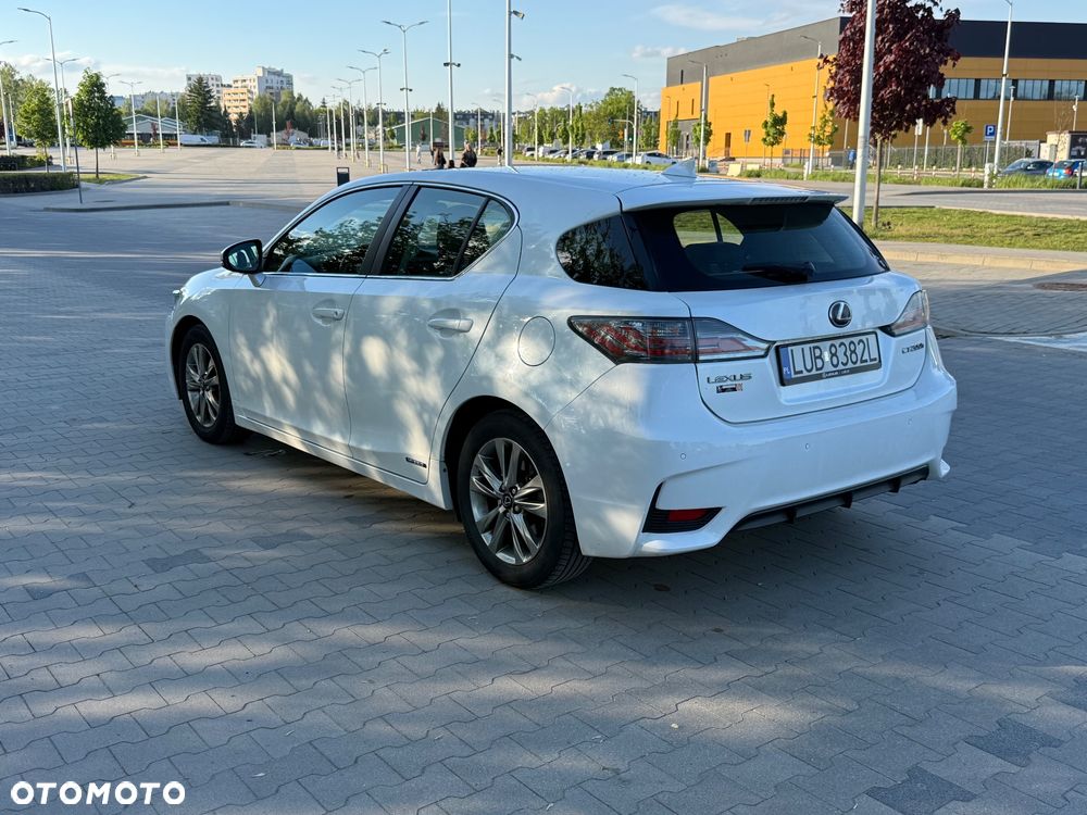 Lexus CT 200h Comfort - 6