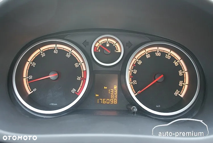 Opel Corsa 1.4 16V Energy - 14