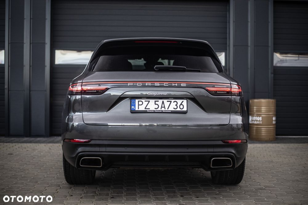Porsche Cayenne Standard - 14