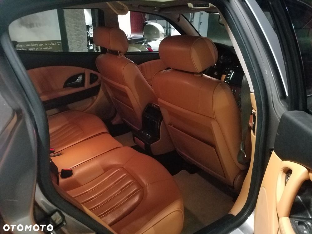 Maserati Quattroporte - 10