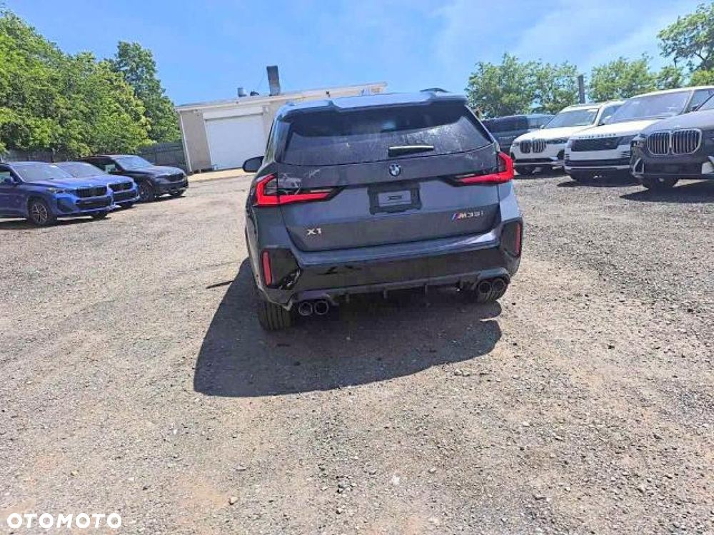 BMW X1 - 4