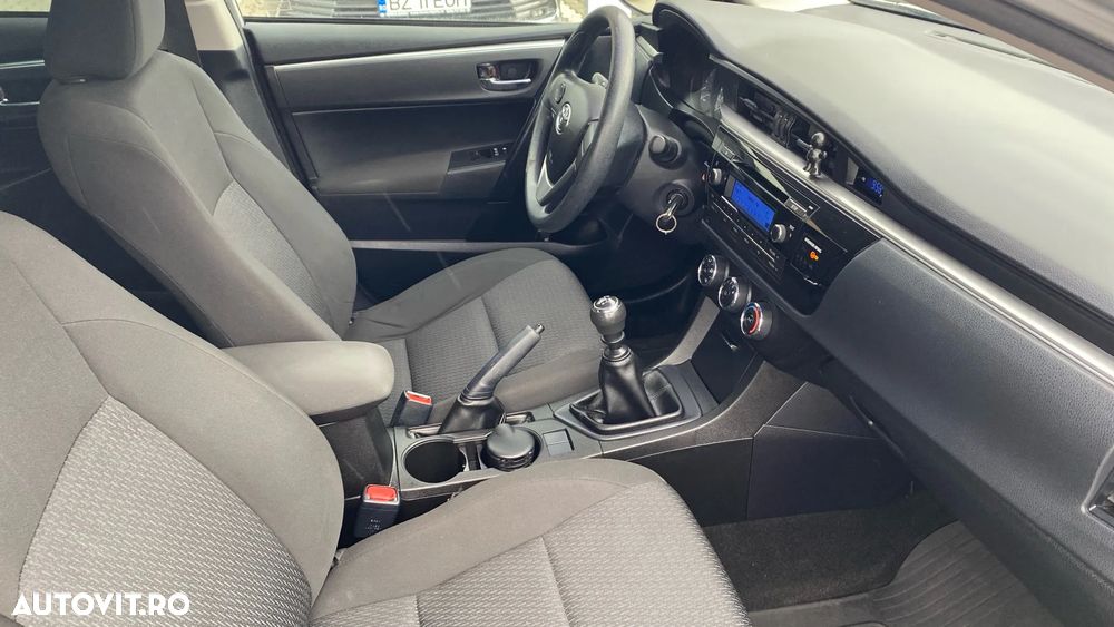 Toyota Corolla 1.4 D-4D Terra - 6