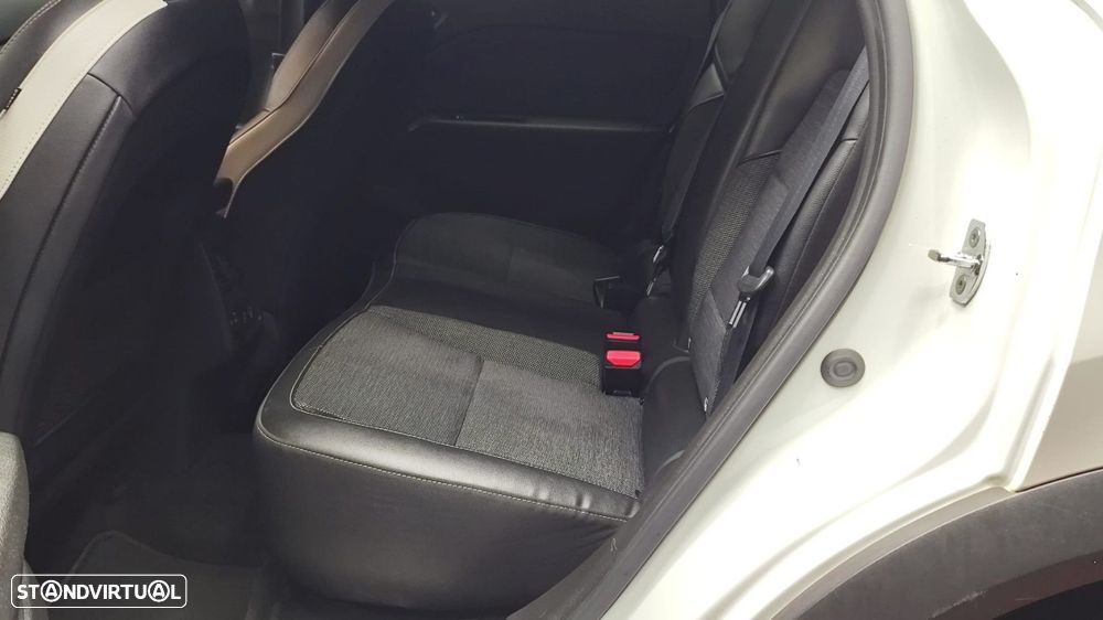 Renault Captur 1.3 TCe Exclusive EDC — fotografia 9
