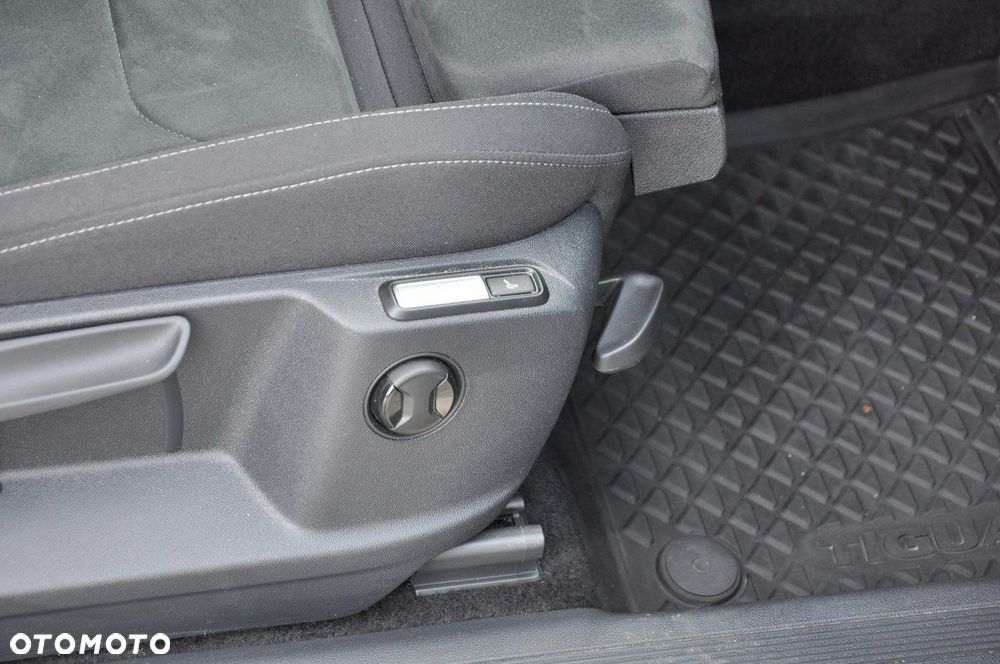 Volkswagen Tiguan 2.0 TDI SCR DSG Life - 30