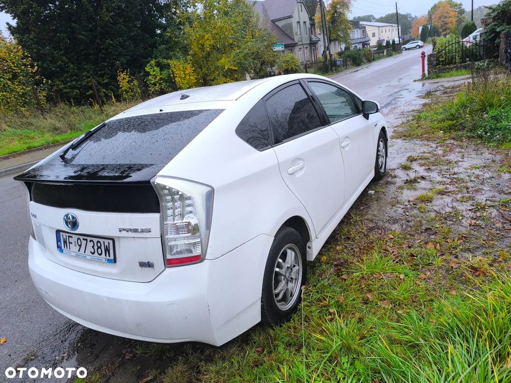 Toyota Prius 2011 photo 3