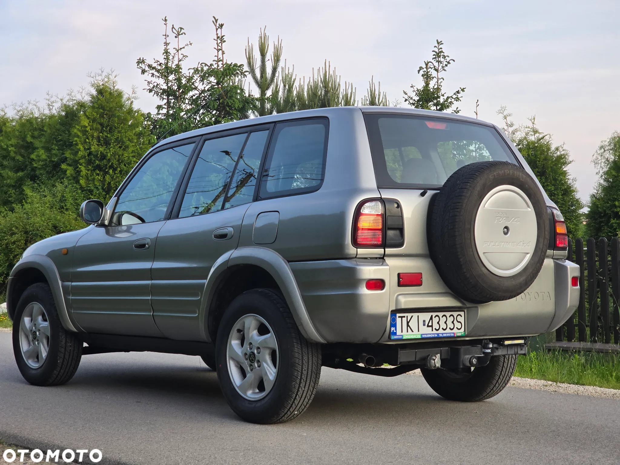 Toyota RAV4 2.0 GLi - 7