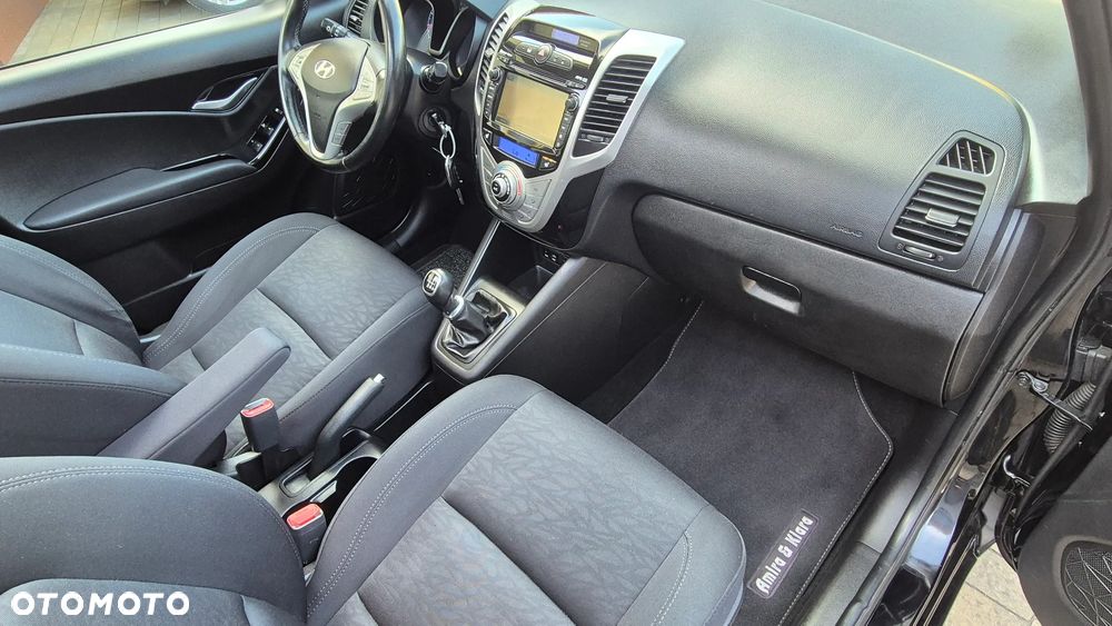 Hyundai ix20 1.6 Premium - 24