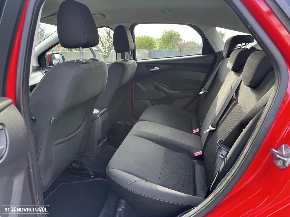 Ford Focus 1.5 TDCi Titanium ECOnetic - 39