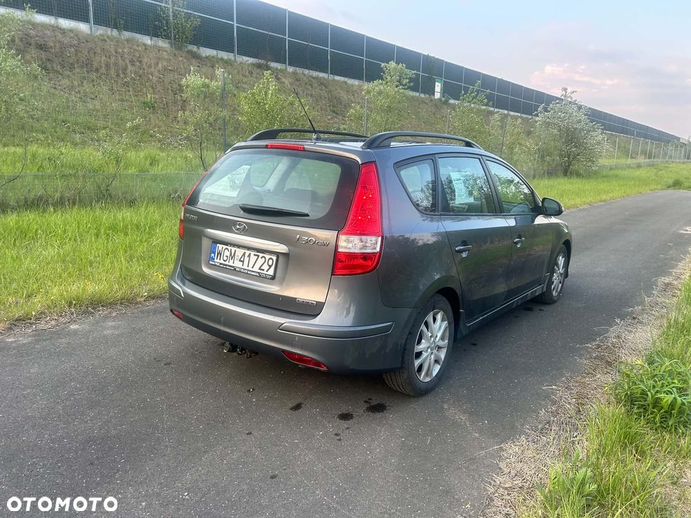 Hyundai i30 1.6 CRDi Base - 4