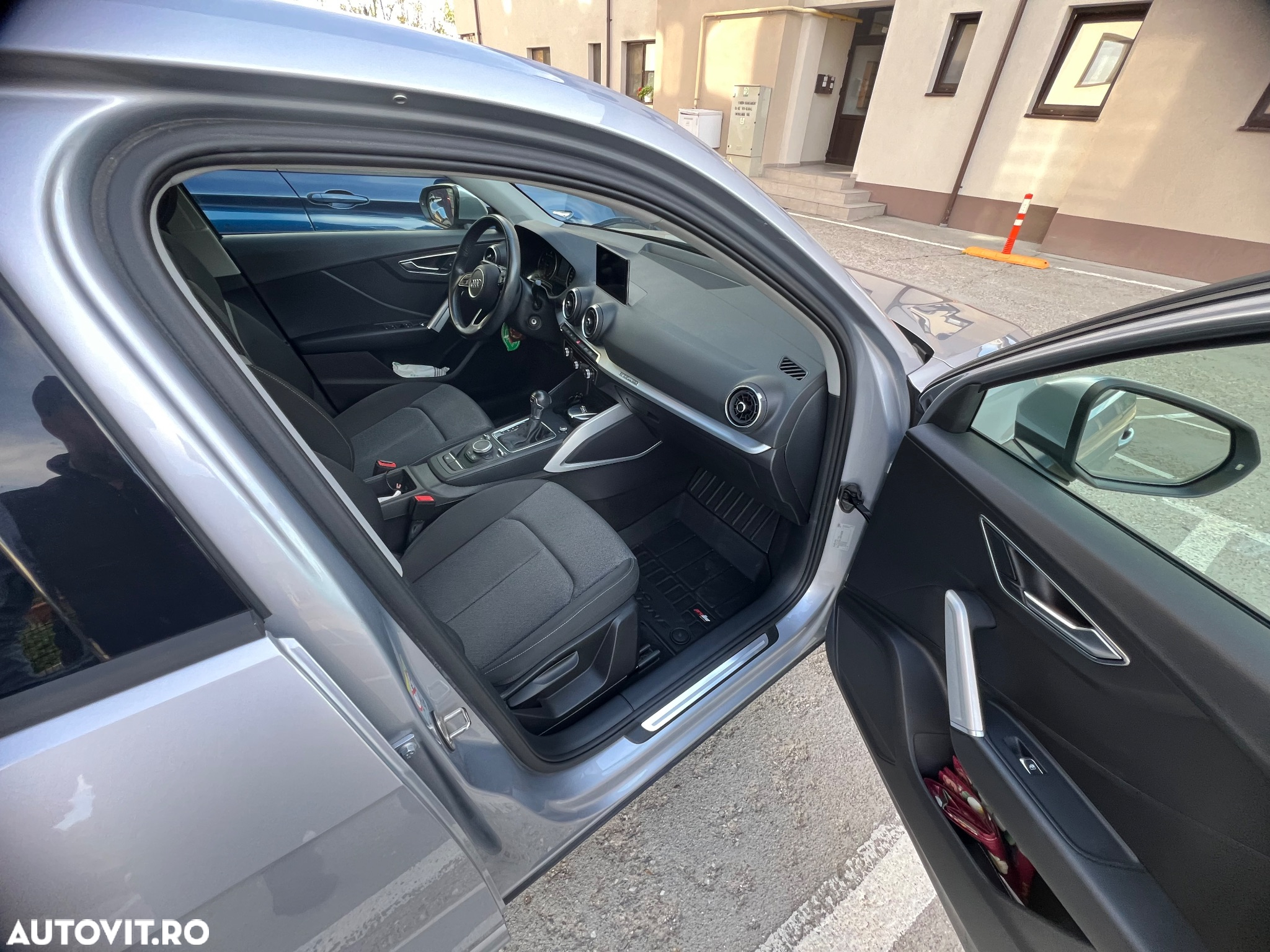 Audi Q2 2.0 TDI quattro S tronic sport - 9