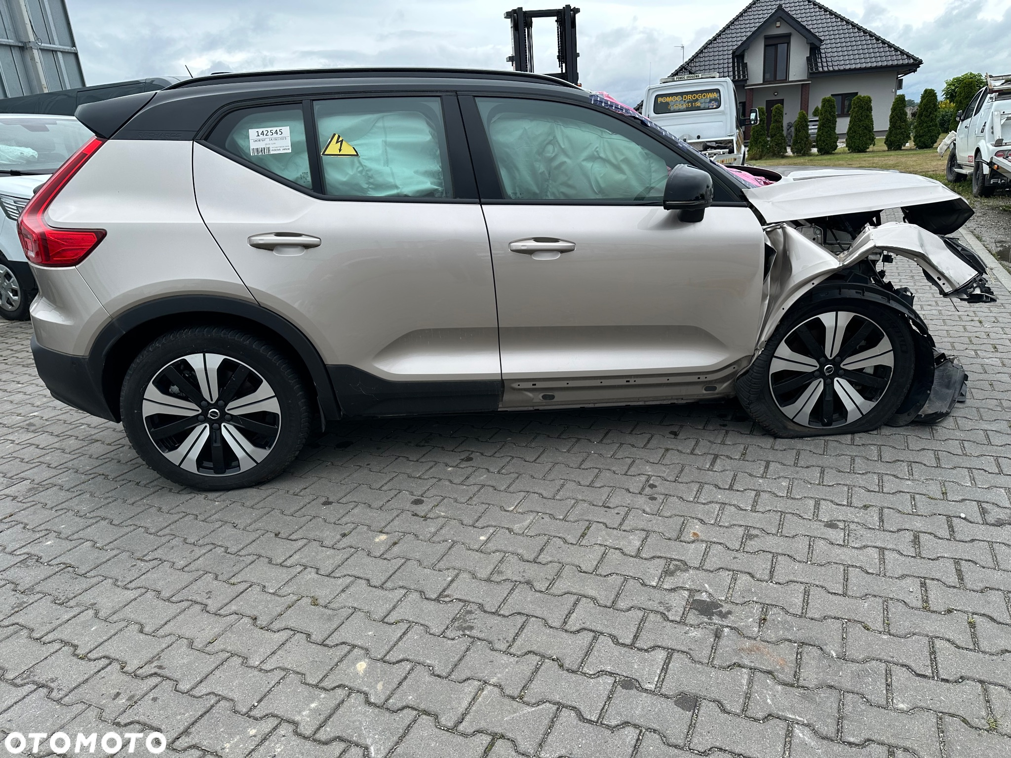 Volvo XC 40 73kWh P6 Recharge Ultimate - 4