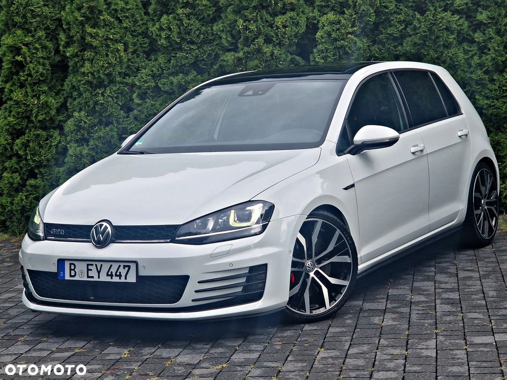 Volkswagen Golf GTD 2.0 TDI SCR DSG - 3