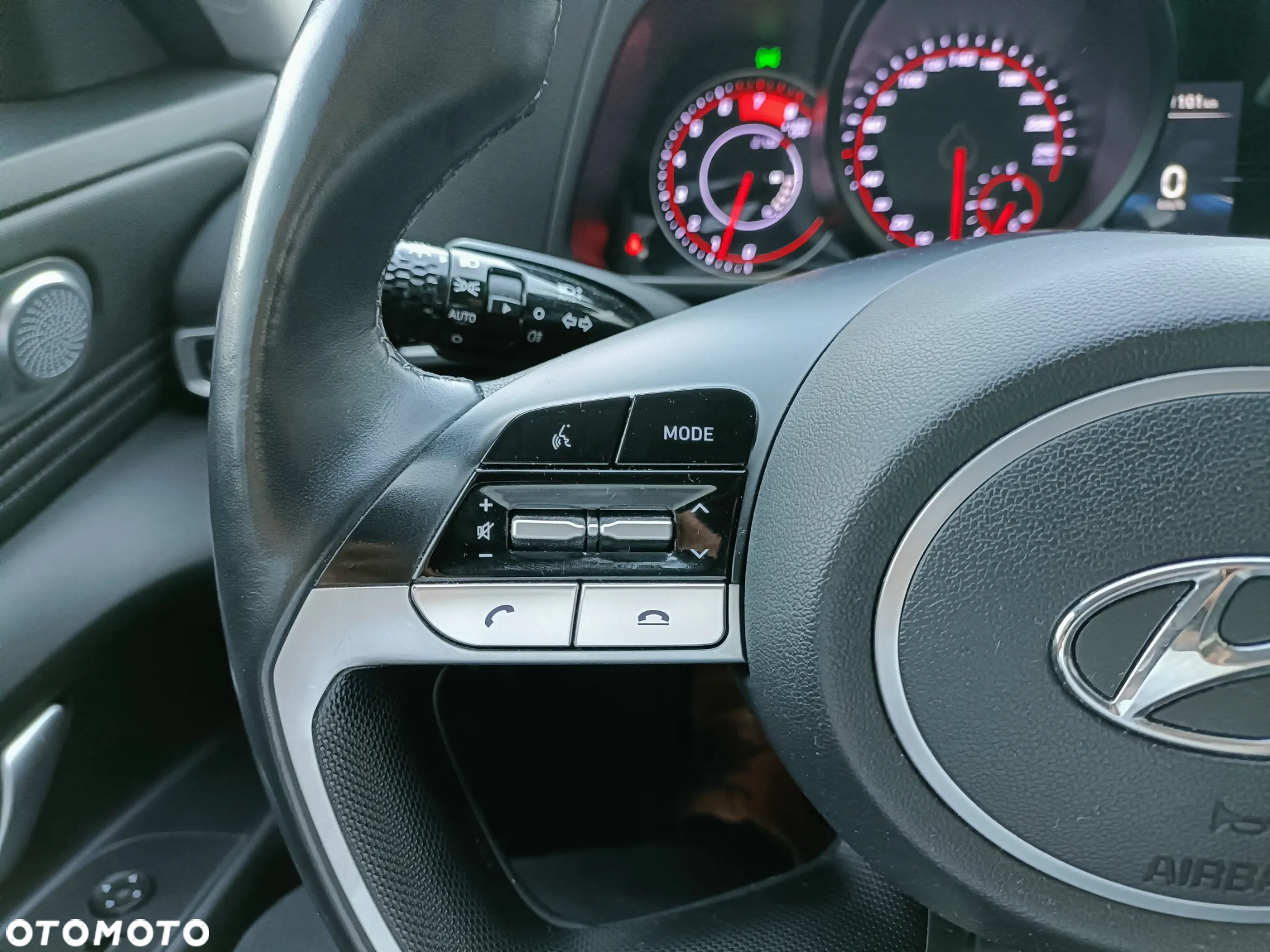 Hyundai Elantra 1.6 Smart - 14