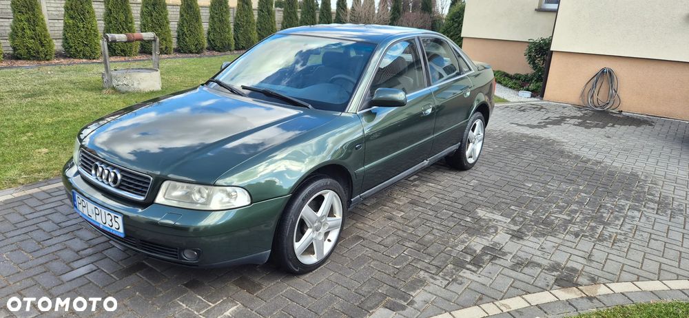 Audi A4 Limousine - 12