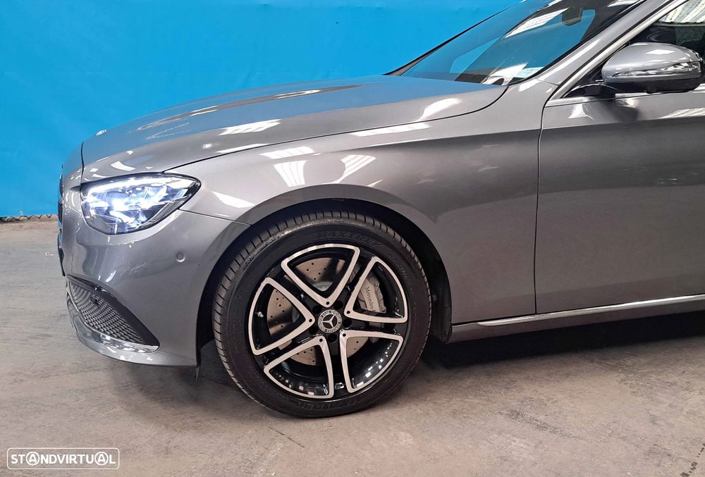 Mercedes-Benz E 300 de Avantgarde - 24