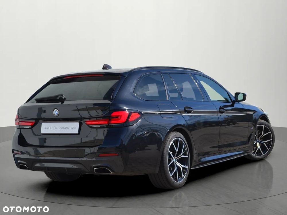 BMW Seria 5 530d xDrive mHEV M Sport sport - 5