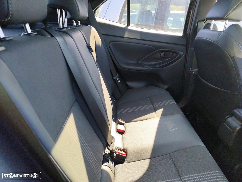 Toyota Yaris Cross 1.5 HDF Exclusive - 10
