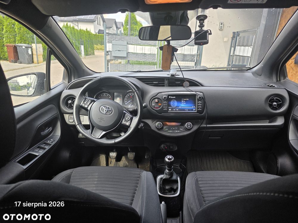 Toyota Yaris - 4