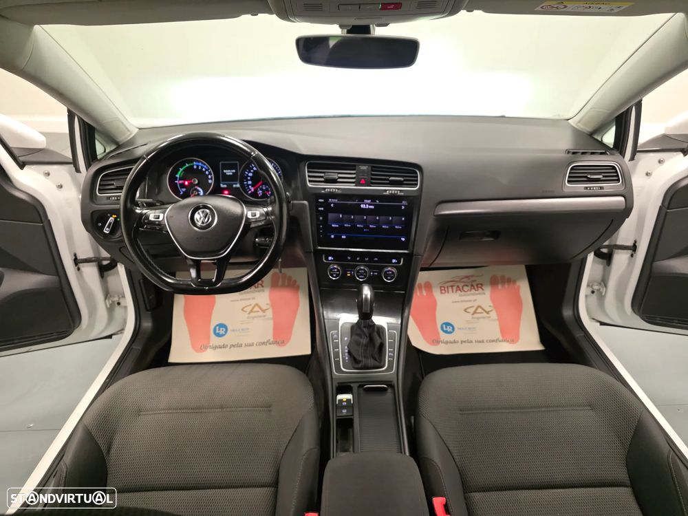 VW e-Golf AC/DC - 39