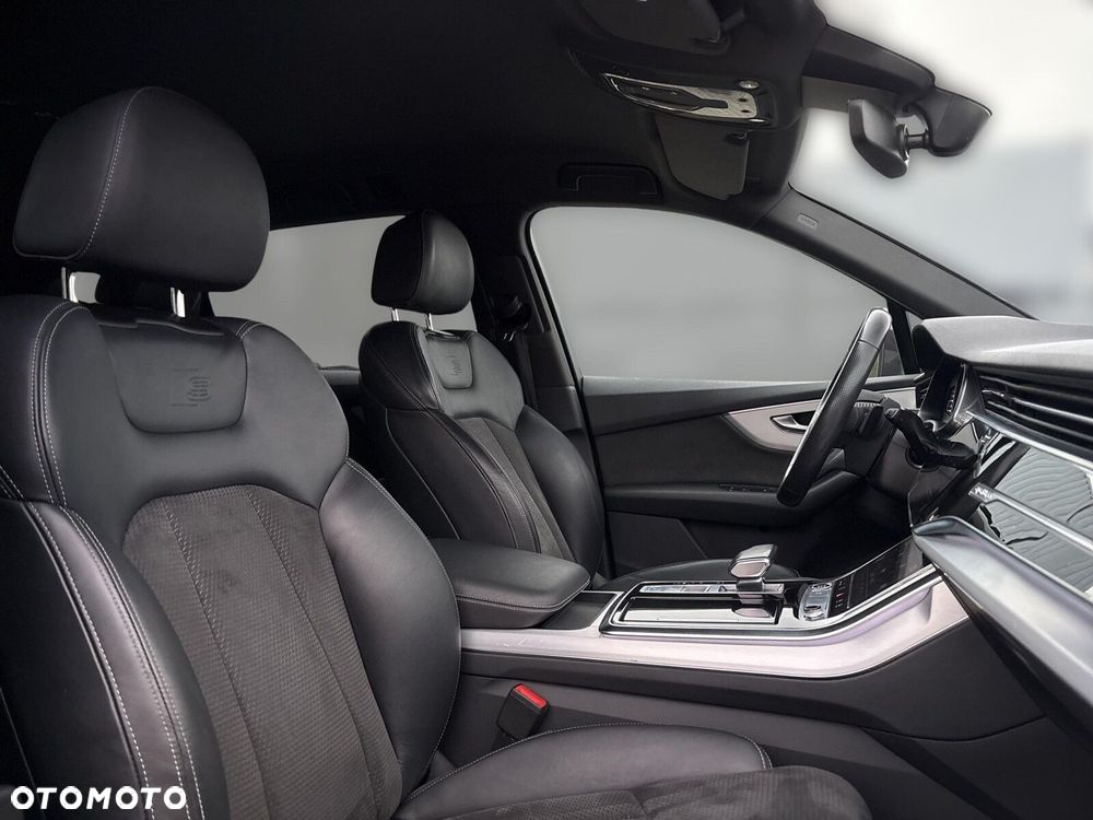 Audi Q7 - 29