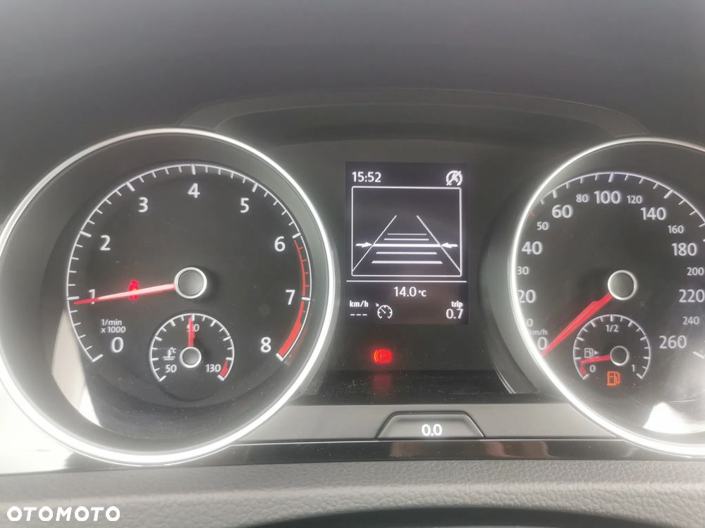 Volkswagen Golf 1.0 TSI IQ Drive - 27