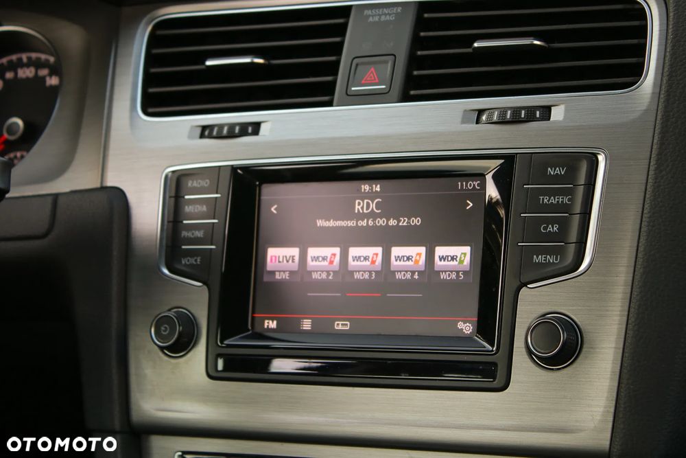Volkswagen Golf 2.0 BlueTDI Comfortline - 19