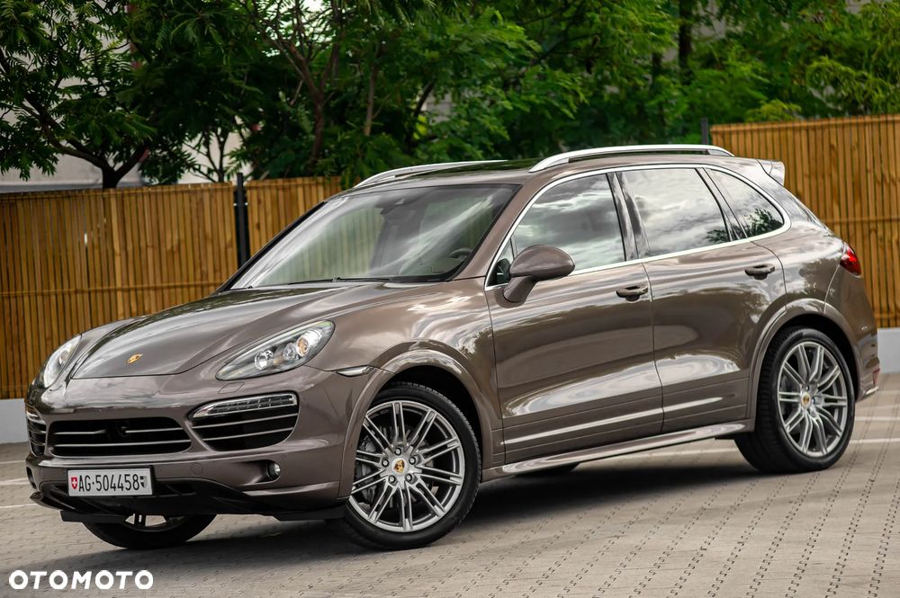 Porsche Cayenne S - 13