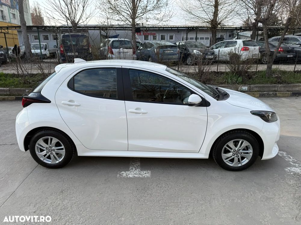Toyota Yaris 1.5 MT Dynamic - 10