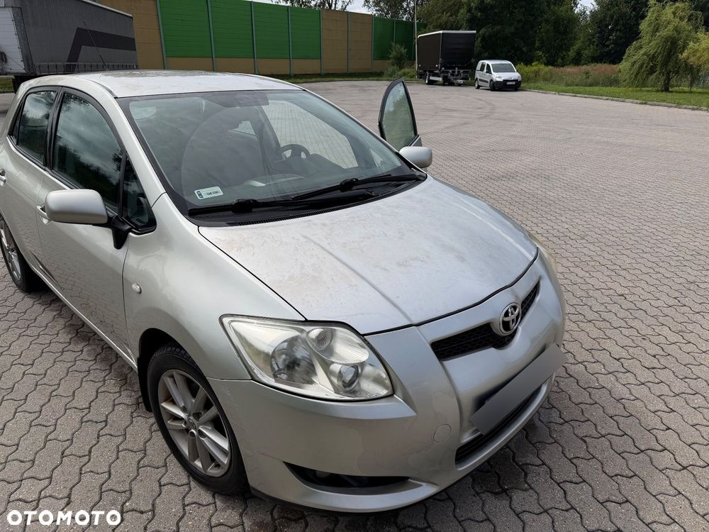 Toyota Auris 1.6 VVT-i Premium - 8