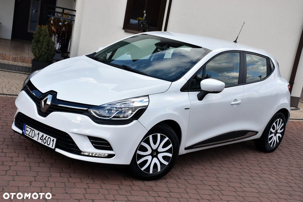 Renault Clio - 10