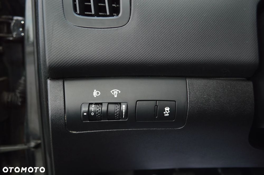 Kia Ceed - 22