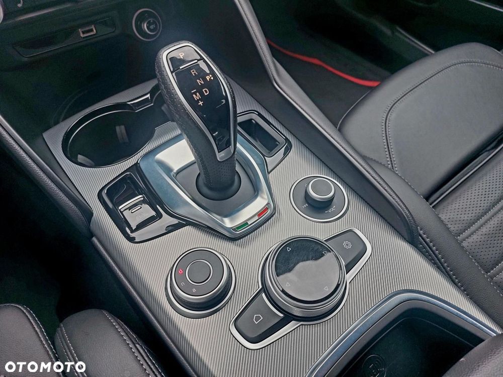 Alfa Romeo Giulia 2.0 Turbo Veloce Q4 - 20