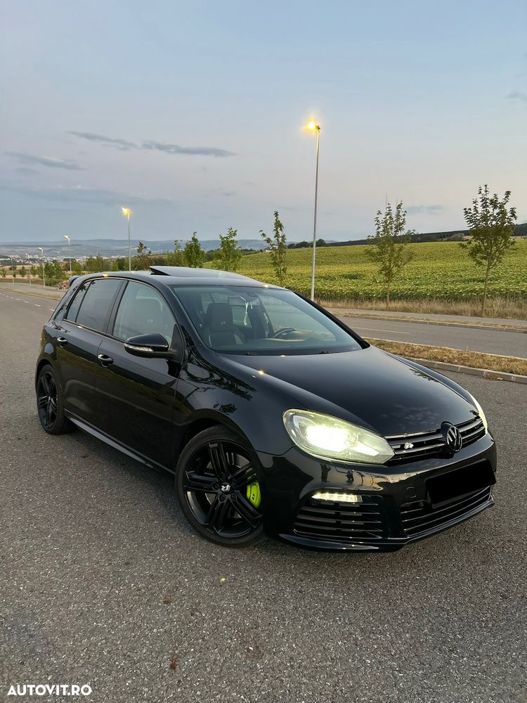 Volkswagen Golf 2.0 R DSG - 12