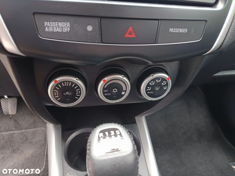 Mitsubishi ASX 1.8 DID Instyle NAVI 4WD AS&G - 16