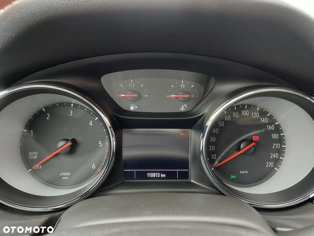 Opel Insignia - 22