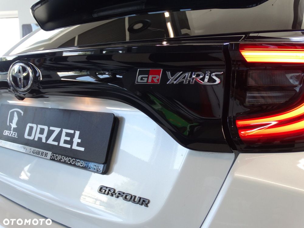 Toyota Yaris - 9