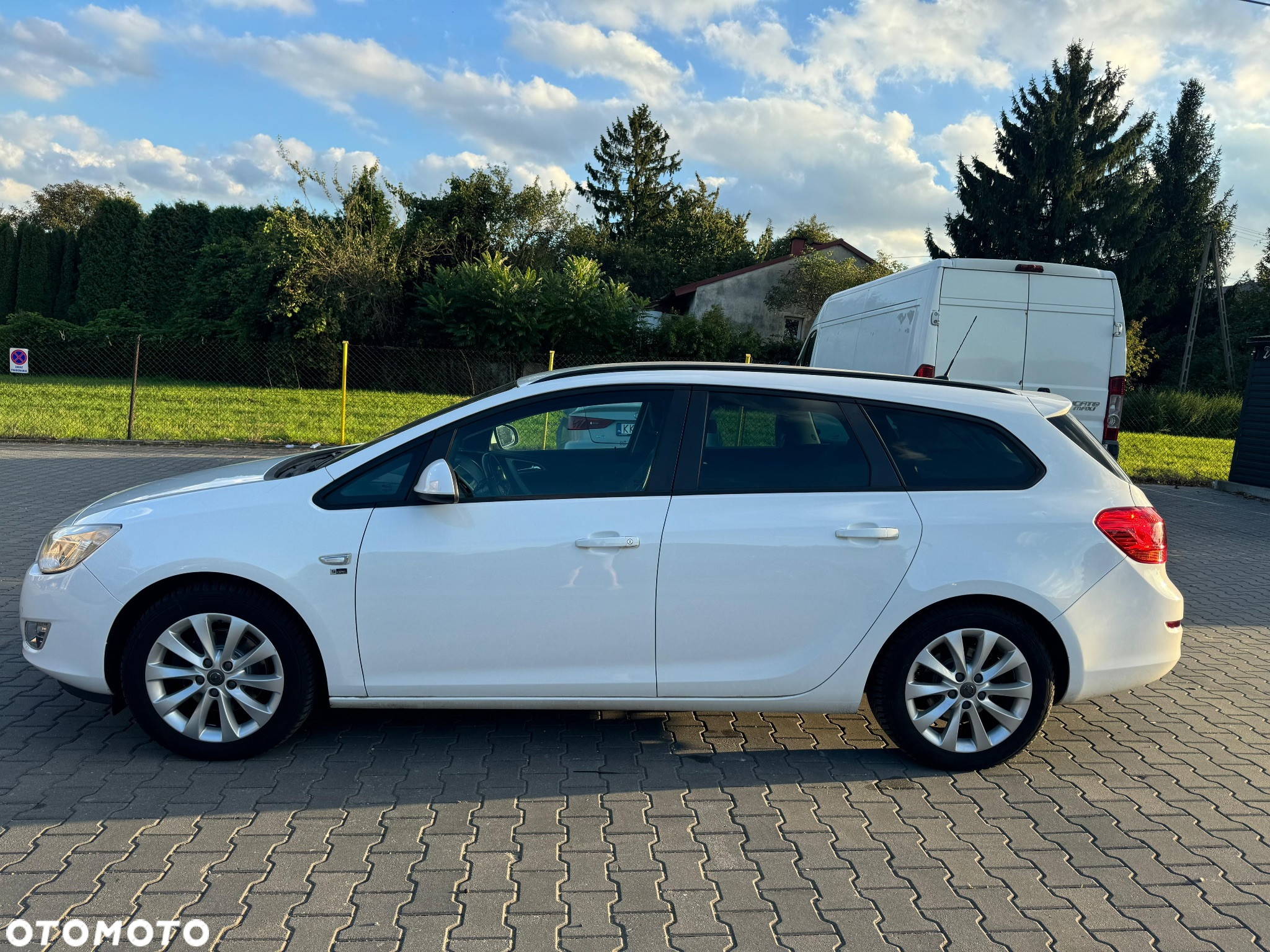 Opel Astra 1.7 CDTI DPF 150 Jahre - 8
