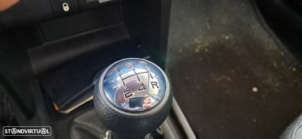 Peugeot 207 1.4 16V Active - 7