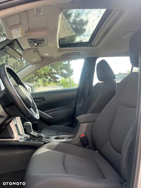 Toyota Corolla Cross - 13