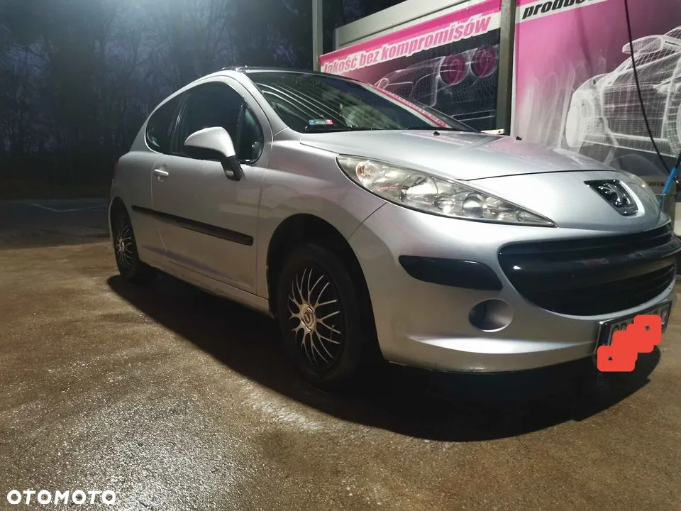 Peugeot 207 - 4