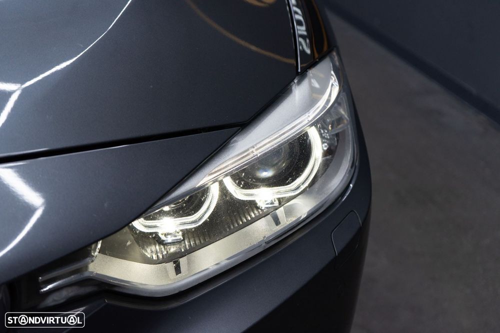 BMW 320 d Pack M - 15